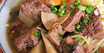 【石垣島美食】新垣食堂｜每日賣完為止，在地人必吃黑毛和牛