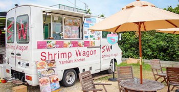 【沖繩美食】Shrimp Wagon(KOURI SHRIMP)｜古宇利島的夏威夷蝦餐車